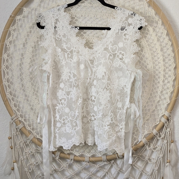 Fairycore Whimsical White Lace Sleeveless Sheer Top O/S - Picture 7 of 13
